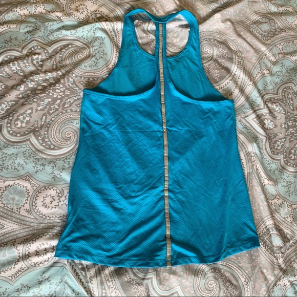 Bundle of two S workout tanks - Picture 3 of 8